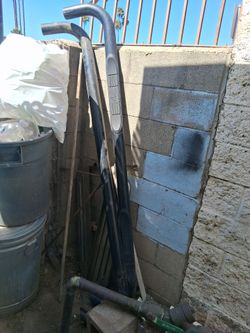 Side steps for a Ford