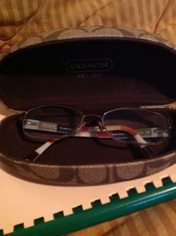 Coach ,bettie dark silver frames 9025 & case