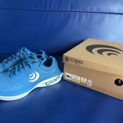 Topo Men’s Running Shoes (Size 11)