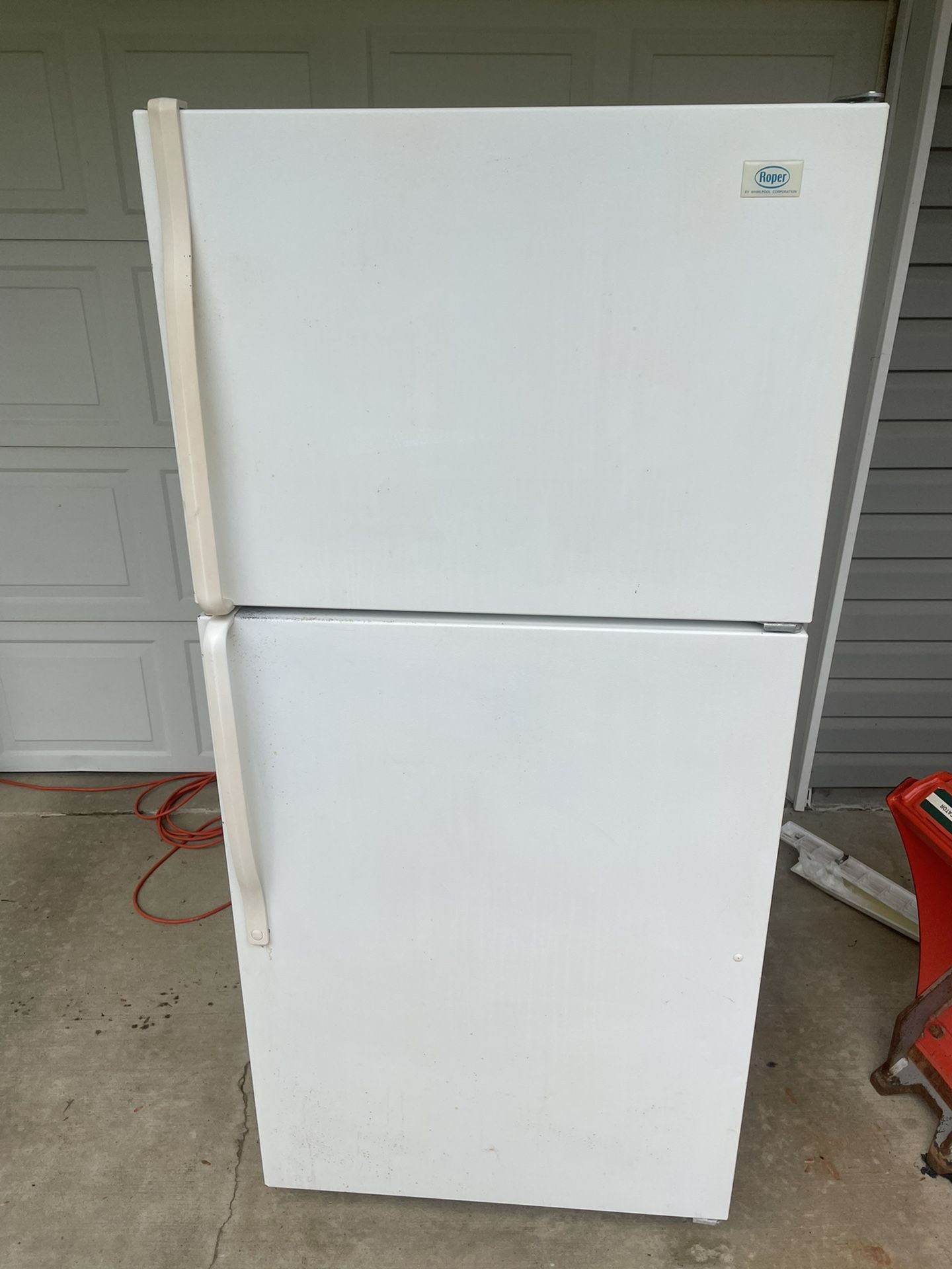 Roper Refrigerator Top Freezer