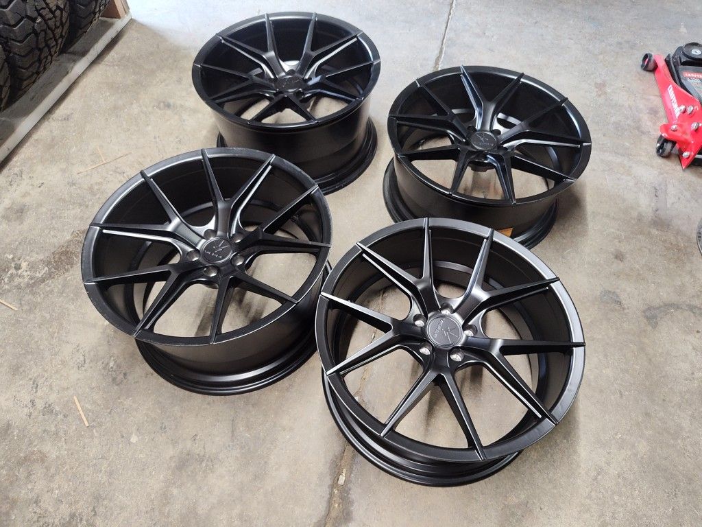 Used Rims 20x10 20x9+30 And 20x10.5+45 Used Wheels Good Condition for Sale in Ontario ...