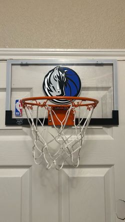 Dallas Mavericks door basketball hoop