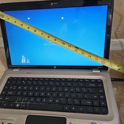 HP Pavilion dv6-3030us Entertainment 15.6" Laptop