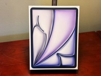 Brand new Apple iPad Air 13 inch M4 Chip 128GB newest model