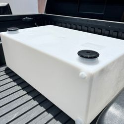 Slim Water Tank 70 Gal