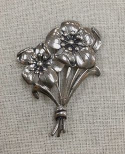 925 Sterling Silver Flower Brooch/Pin Free US Shipping!!!