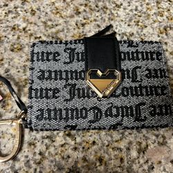 Juicy Couture Wallet 