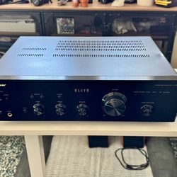 Pioneer Elite A-20