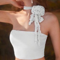 Brandnew Cute Top Size Small 