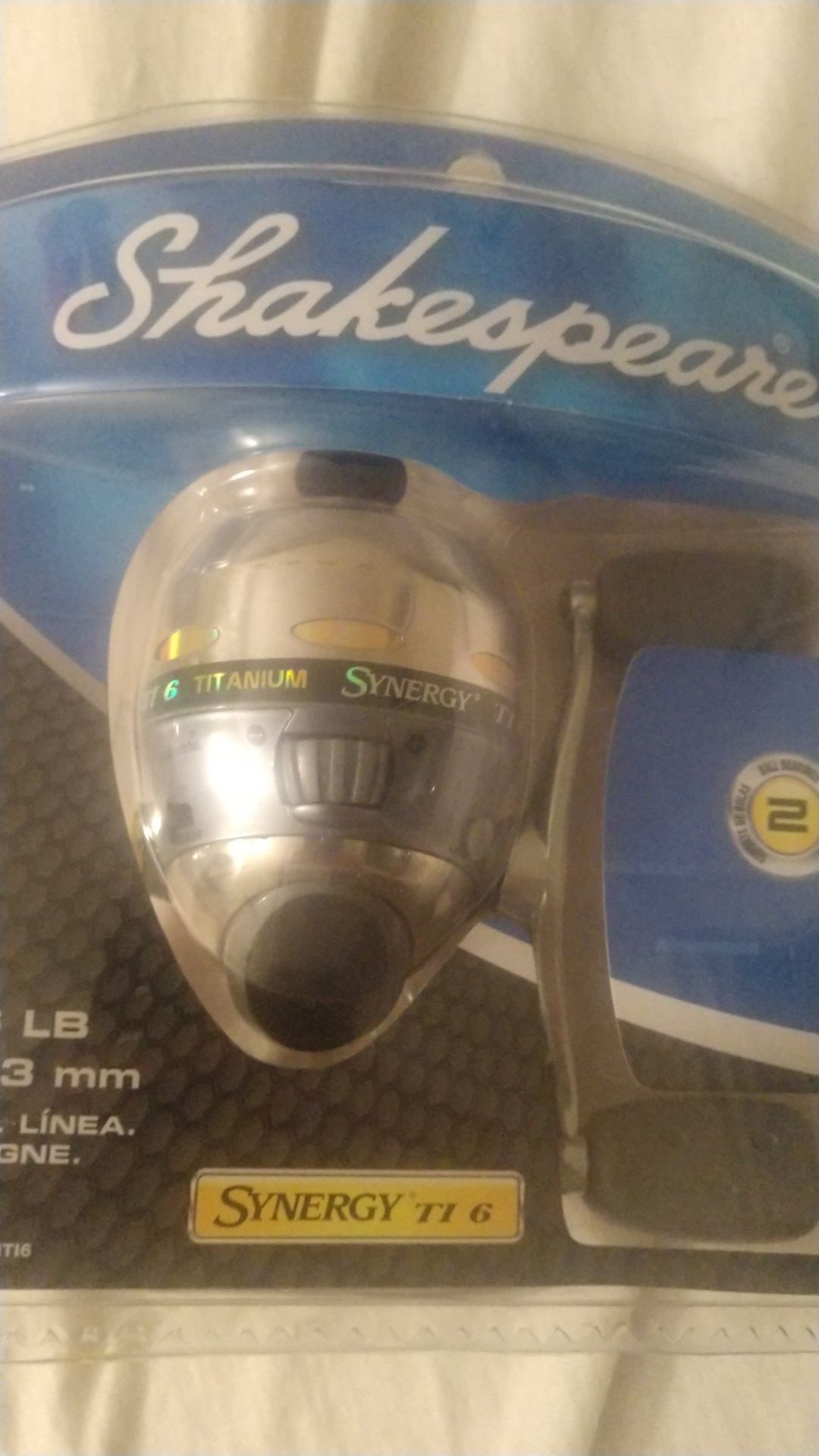 Shakespeare Synergy TI 6 fishing reel