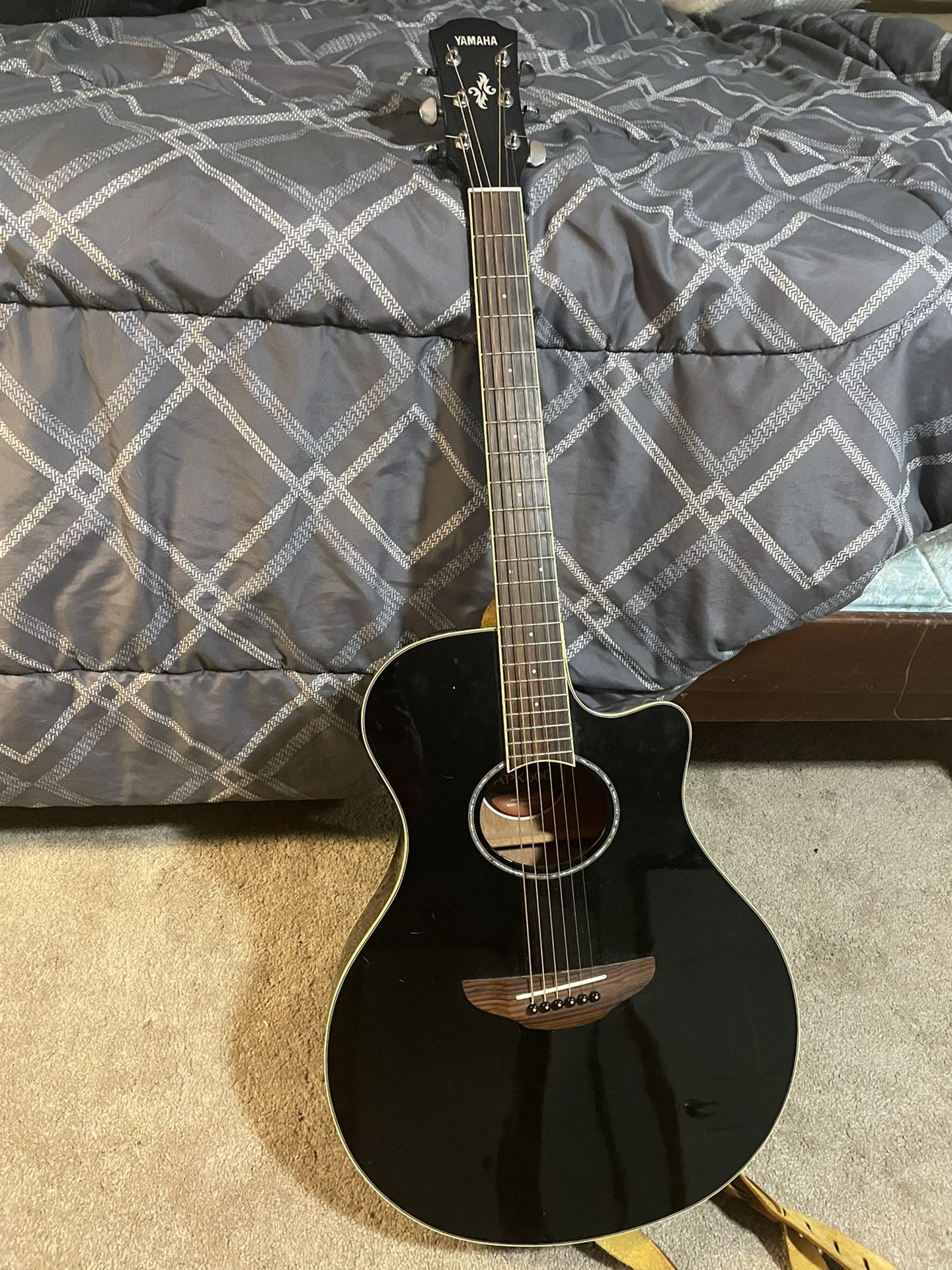 Yamaha Acoustic Electric 