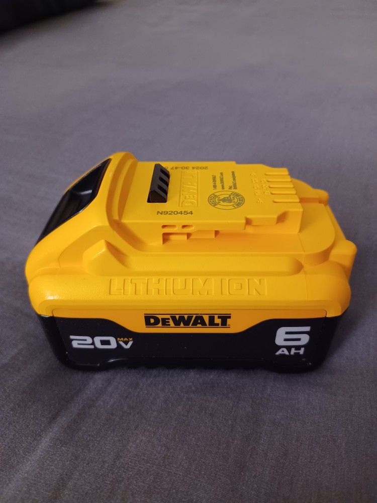 New Dewalt 20V 6ah Max Battery