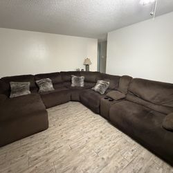 Ashley Furniture Reclinable Sectional Couch