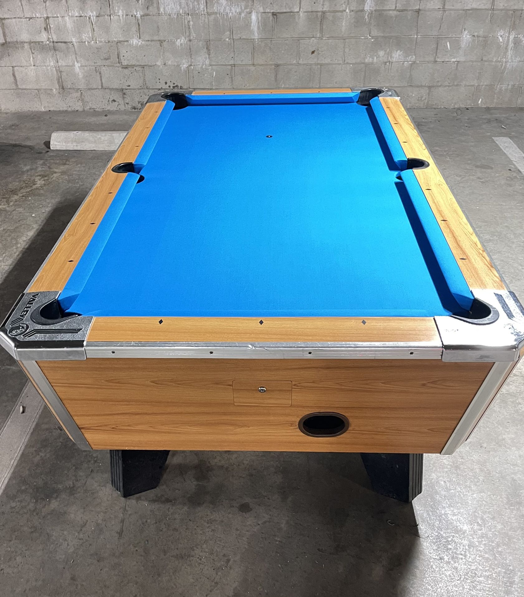 Valley Pool Table( Coin Operated)