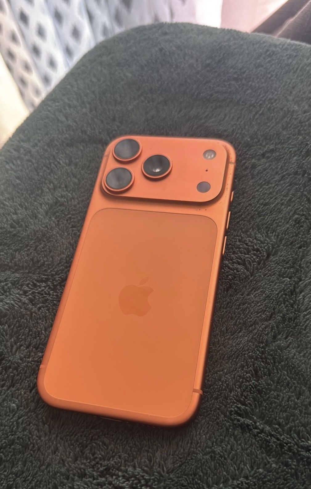 iPhone 17 Pro UNLOCKED