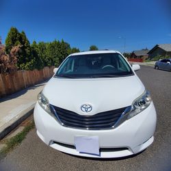 2013 Toyota Sienna