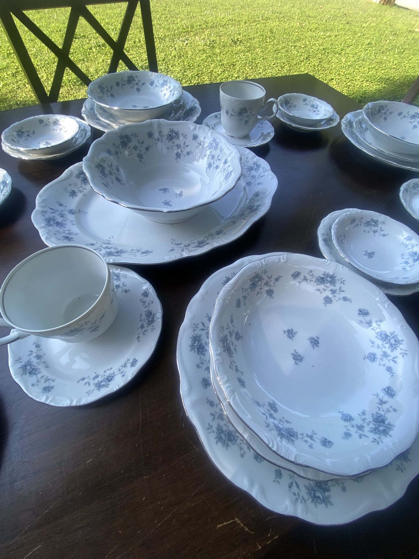 Johann Haviland ‘Blue Garland’ Fine China