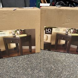 HD Designs Henry End Table, Brown