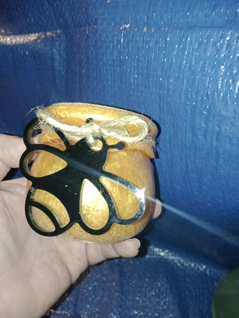 Hand Crafted Resin Honey Pot