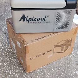 "Alpicool" Portable Fridge/Freezer