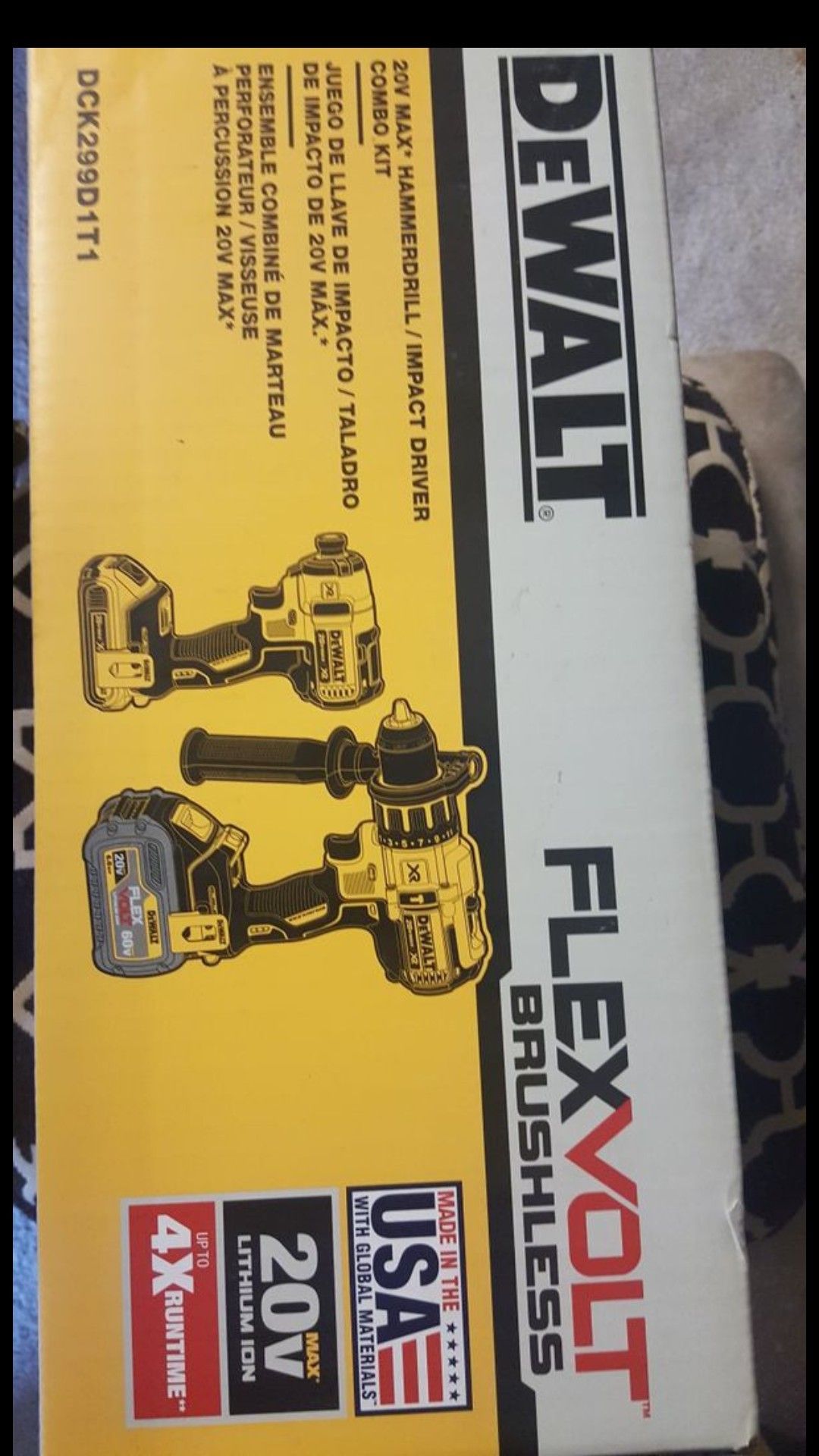 Dewalt 20V hammer drill impact driver combo kit
