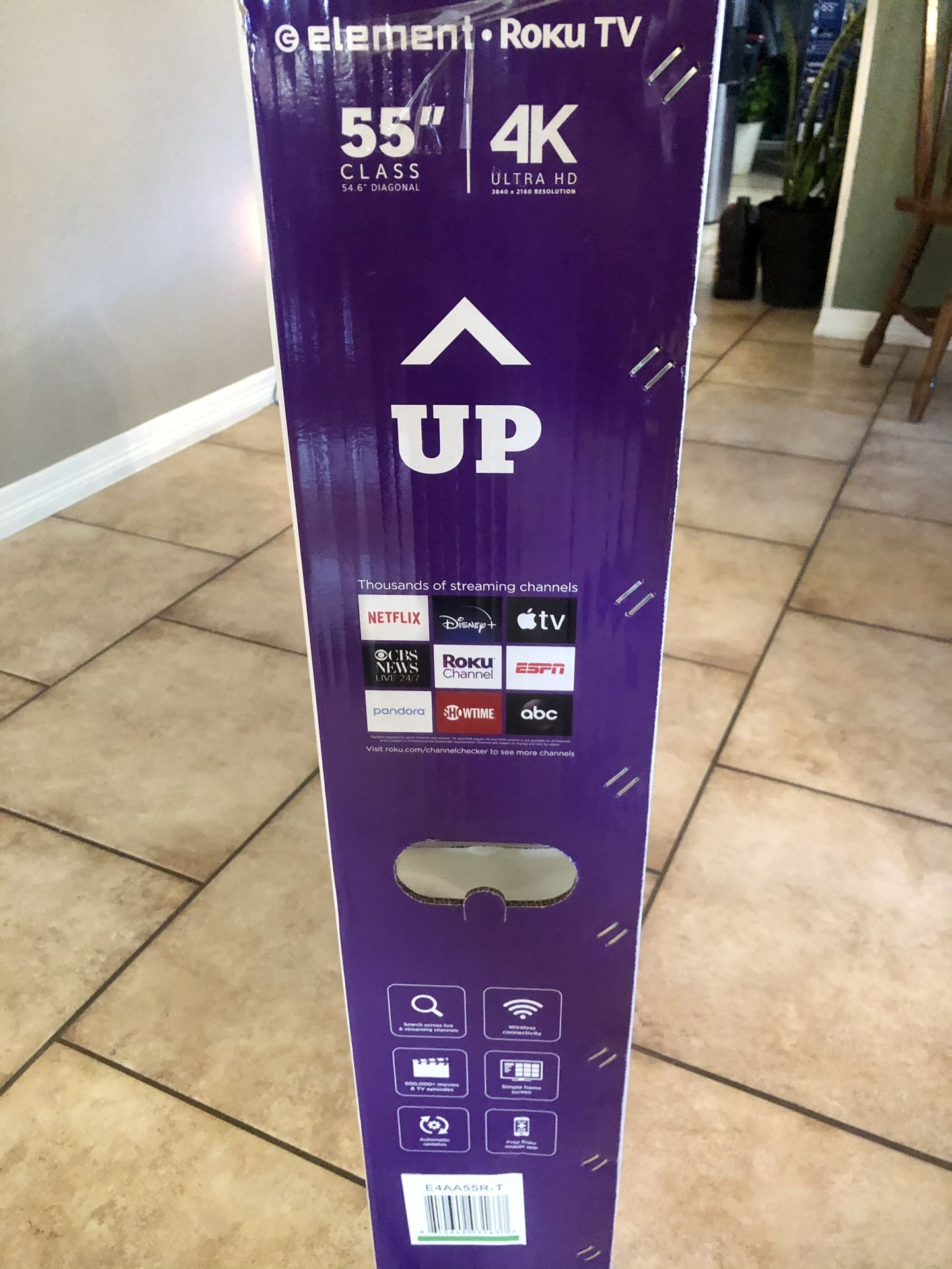NEW 55" inch Ultra HD ROKU TV