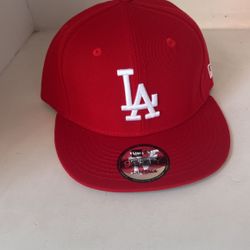 Dodger Snapback Hat 🧢