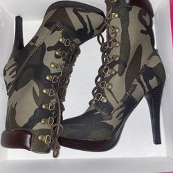 Camouflage Heels 
