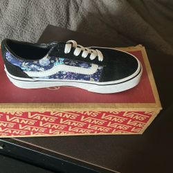 Vans Shoe