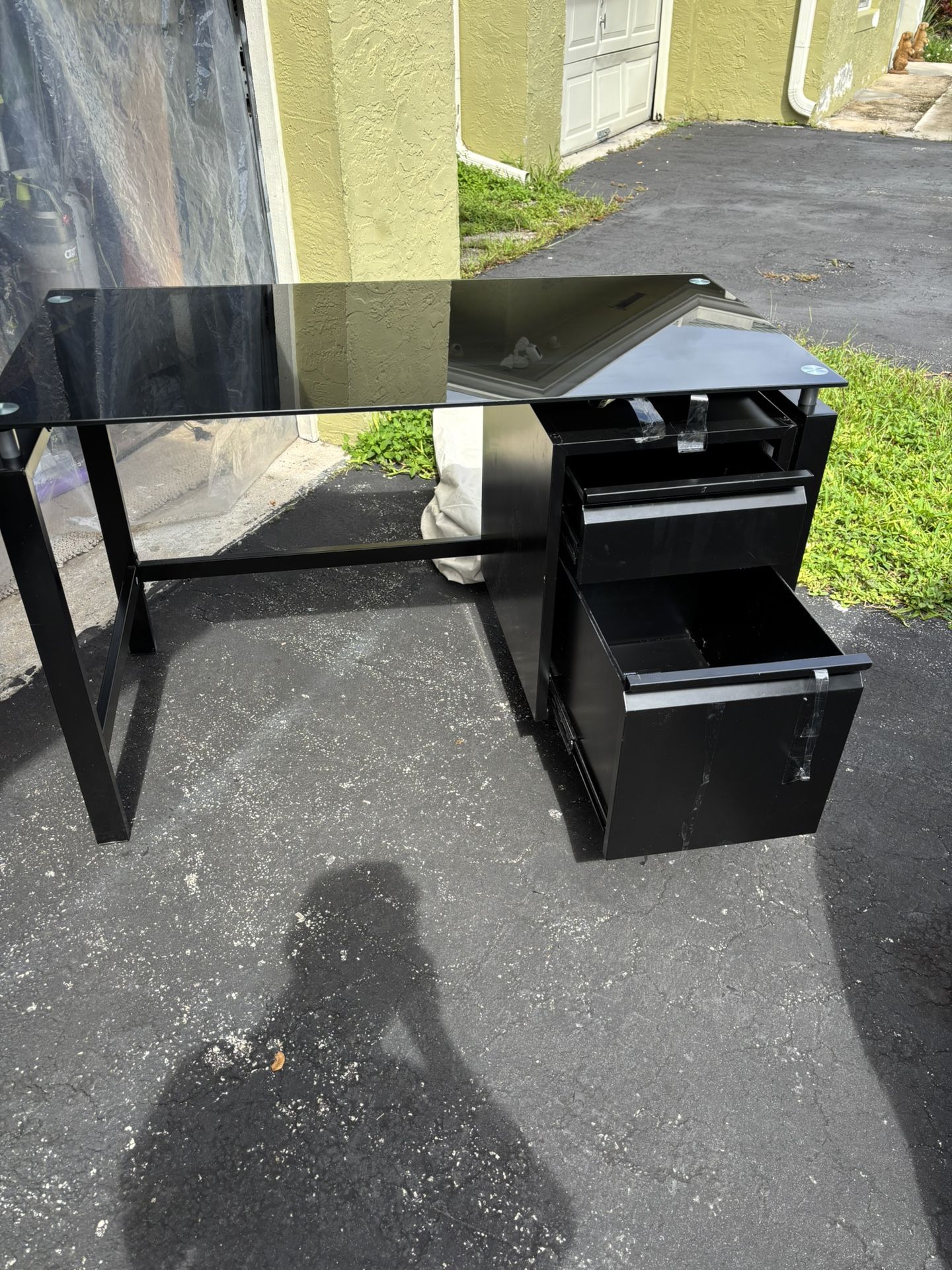 Computer Desk And file cabinet