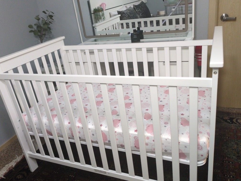 Baby Crib 