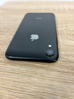 iPhone XR - Unlocked - 256GB 