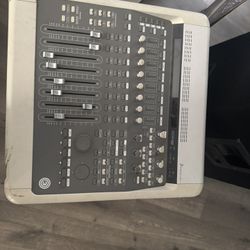 Digi 003 Mixer