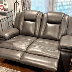 RECLINING SOFA AND RECLINING LOVE SEAT