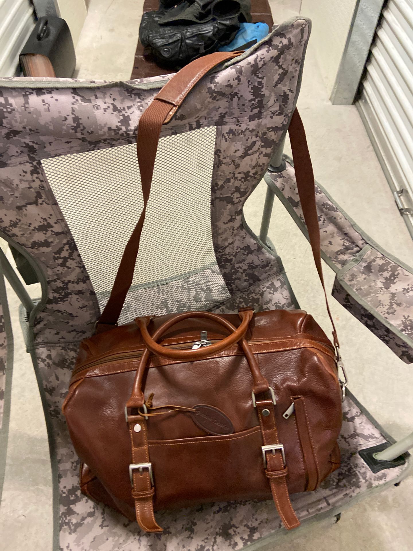 Wilson’s Leather Duffle Bag