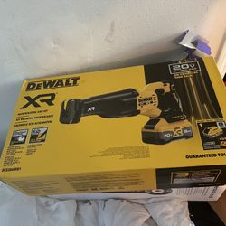 Brand New DeWalt 20v 8AH Reciprocating Saw
