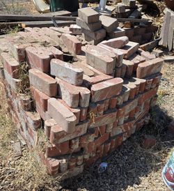Double bullnose brick