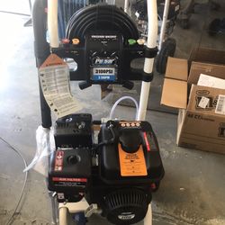 Pressure Washer  3100 PSI New In The Box Reg $385 On Sale  $285 We Are In Van Nuys 