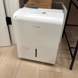 Dehumidifier 
