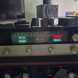 McIntosh MR71 FM tube Tuner it have been in the care of one owner and come with their original paperwork. One Owner Will Test Before You Buy 
