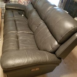 3 Seat Electric Couch And recliner