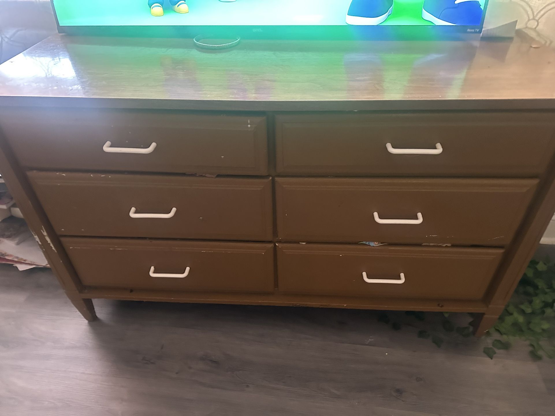 Dresser