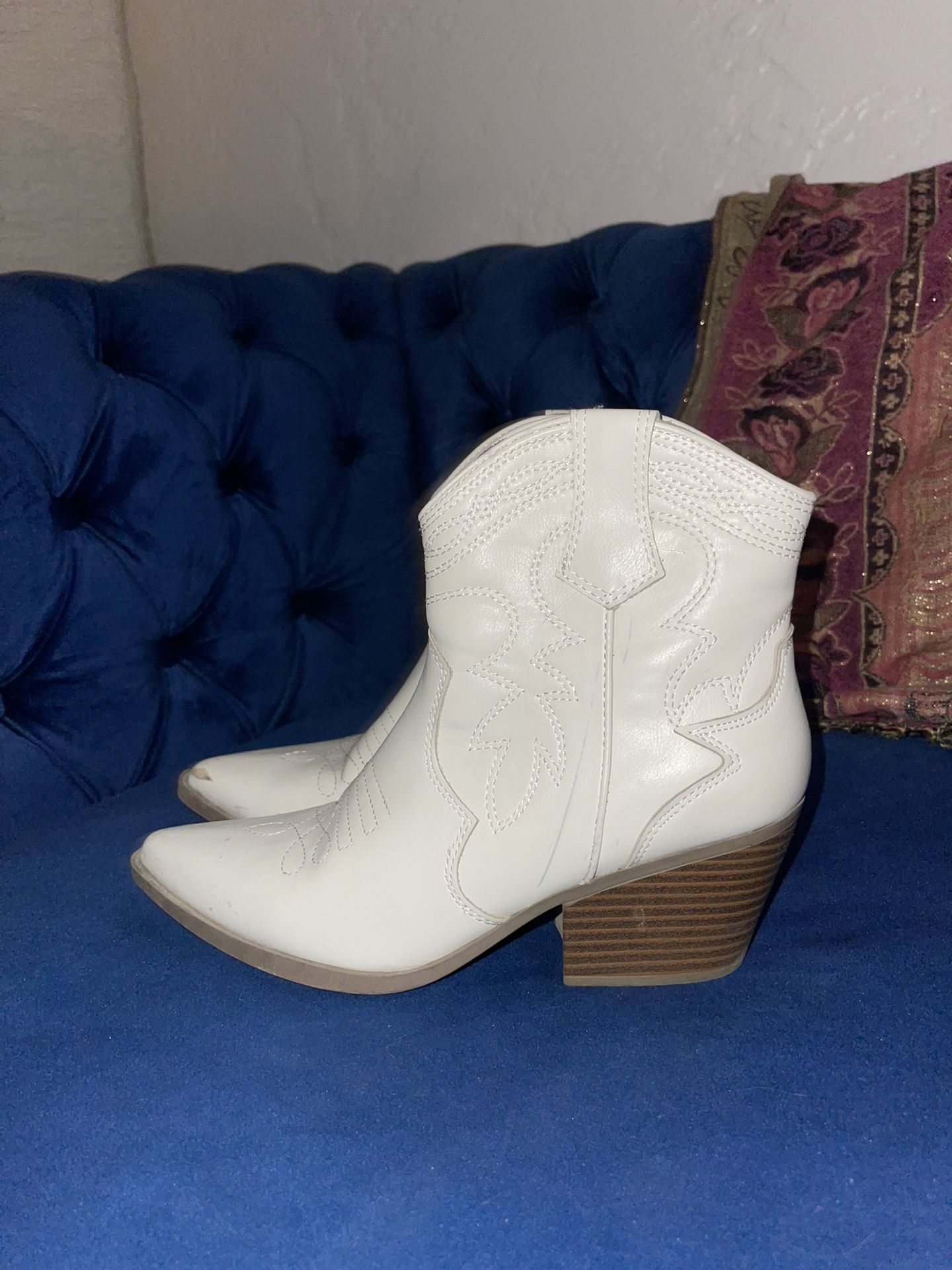 Women’s Cowboy Boots 