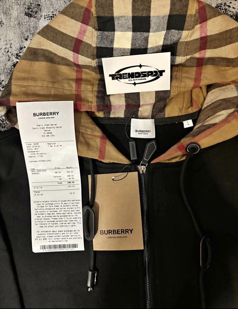 Burberry ZIP UP HOODIE