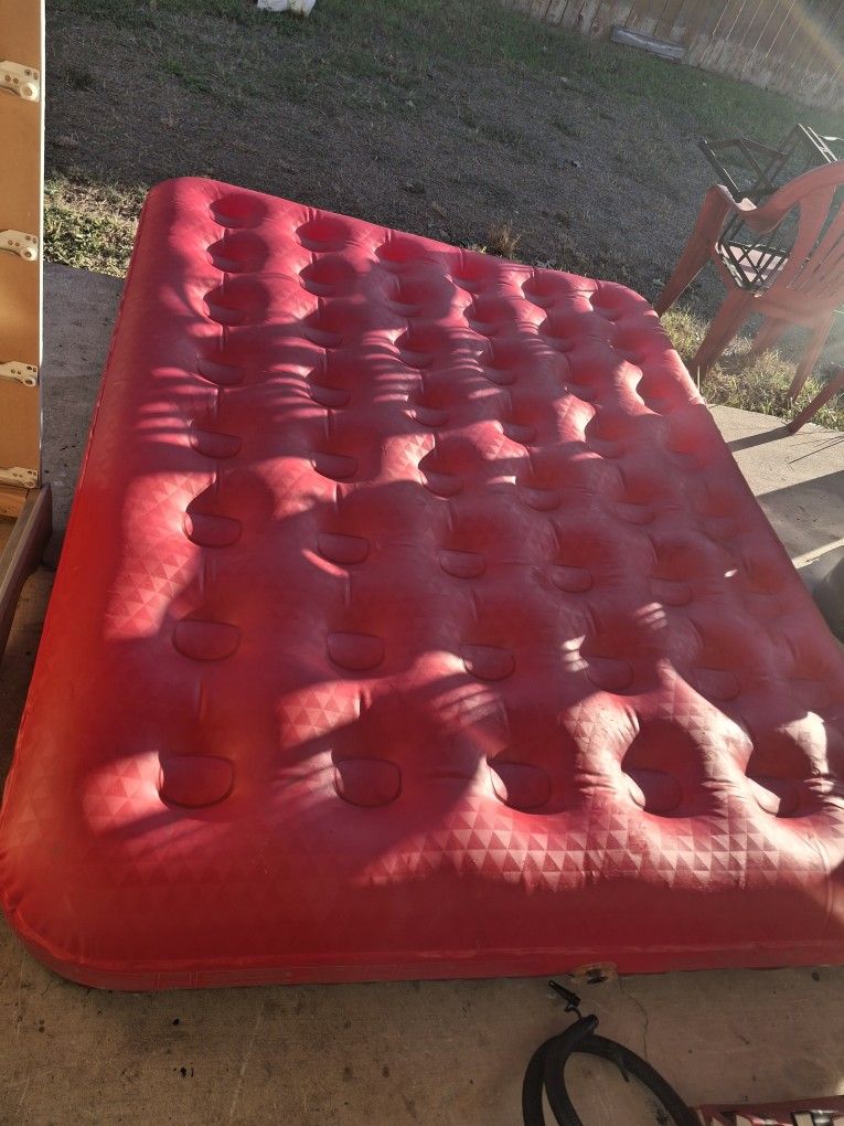 Coleman Air Mattress - 60" X 75"