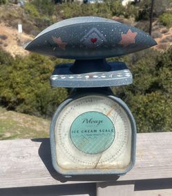 Vintage Pelouze 5 lb Ice Cream Scale Model Y-80 – Hand Painted Country Folk Art Decor