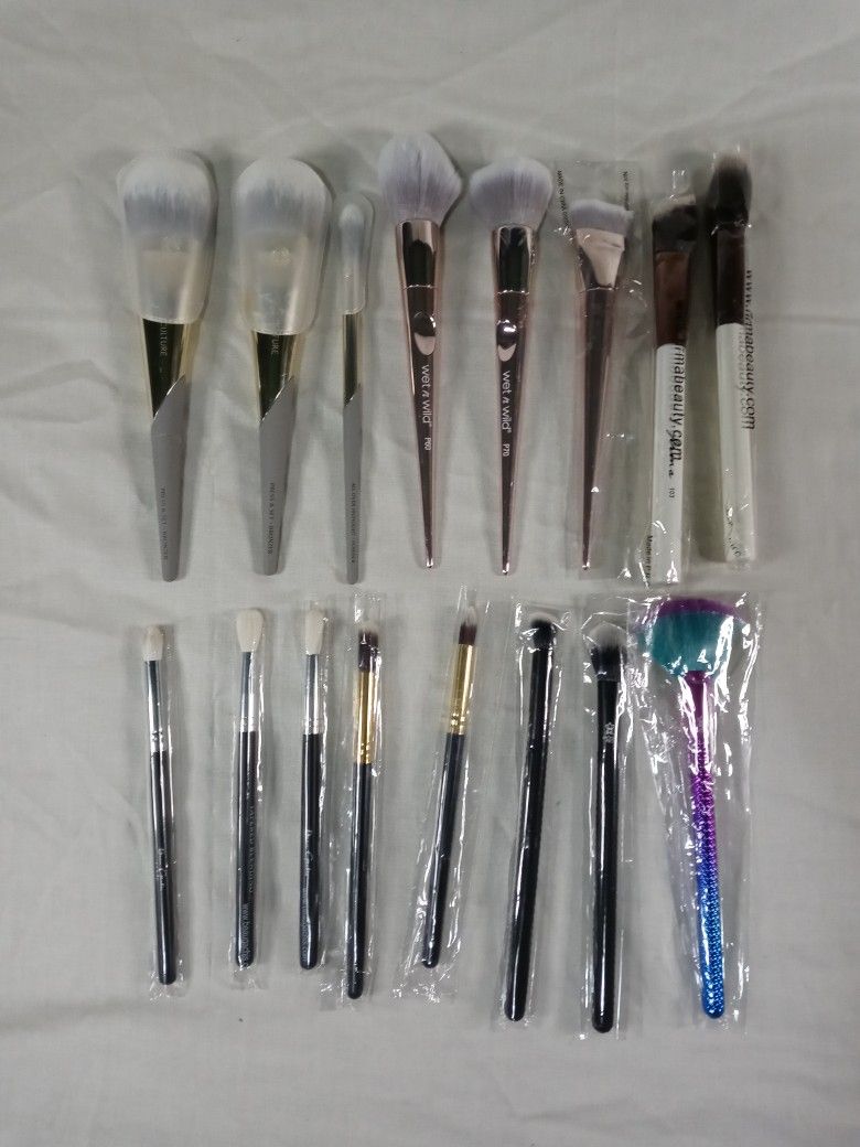 16 New/ Lot Assorted Women Beauty Makeup Brushes *Cosmetic Bundle*