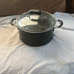 Cuisinart 6 Quart (6 Liter)stock Pot With Lid And Handle
