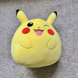 Pokémon Squishmallow Pikachu Plush Kellytoy