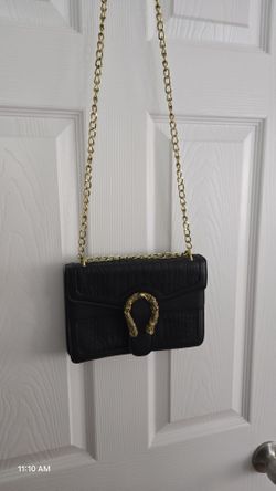 NEW BEAUTIFUL CROSSBODY PURSE